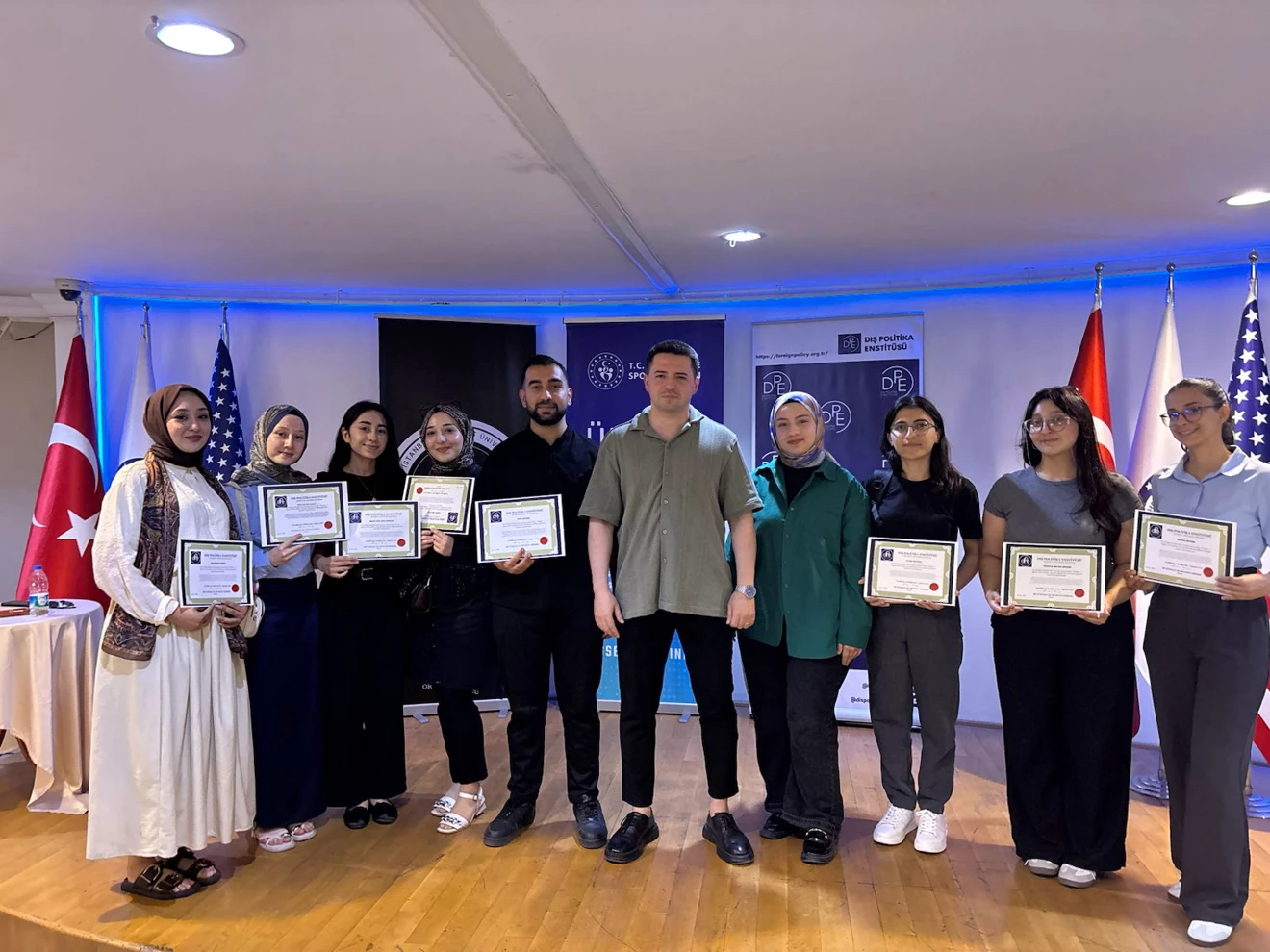 Öğrencimizin dış politikalar alanında staj başarısı!